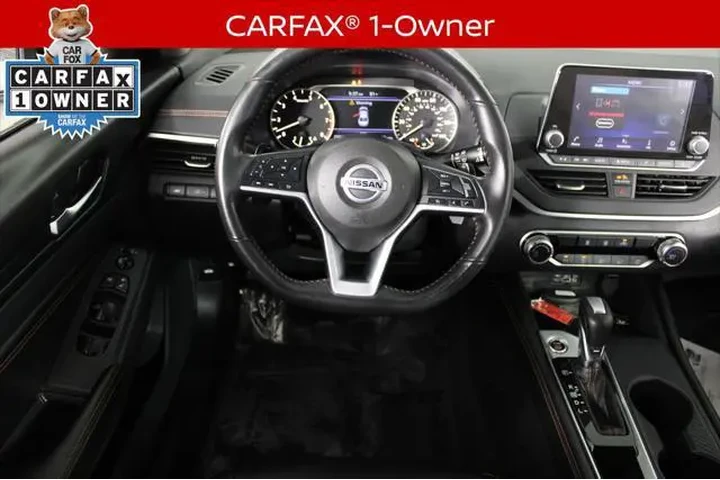 $18863 : Nissan Altima 2022 2.5 SR 4d image 5