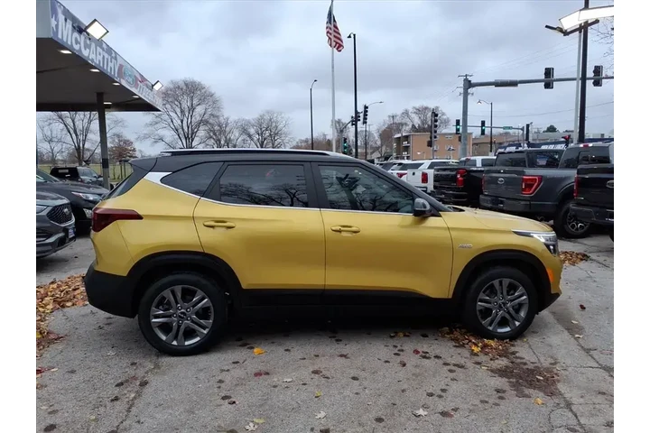 $22995 : Kia Seltos 2023 AWD S 4dr SU image 2