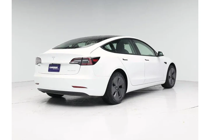 $26998 : Tesla Model 3 2022 4dr Sedan image 8