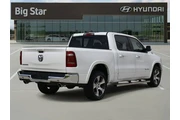 $30213 : Ram 1500 2019 4x2 Laramie 4d thumbnail