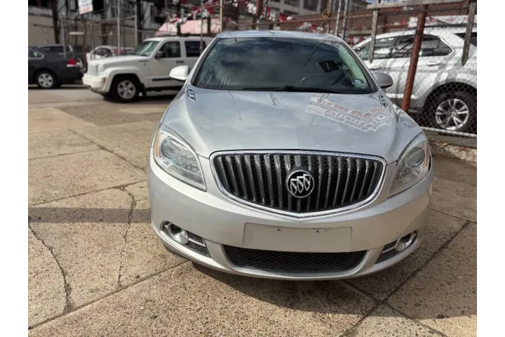 $7495 : 2013 Verano Convenience Group image 4