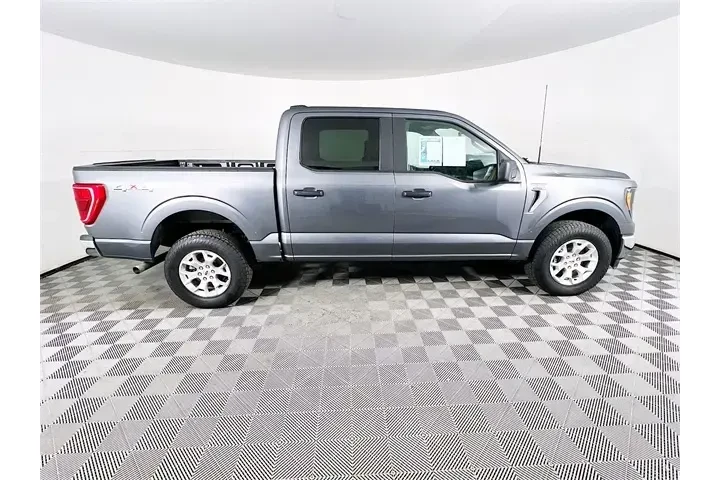 $35400 : Ford F-150 2023 4x4 XLT 4dr image 8