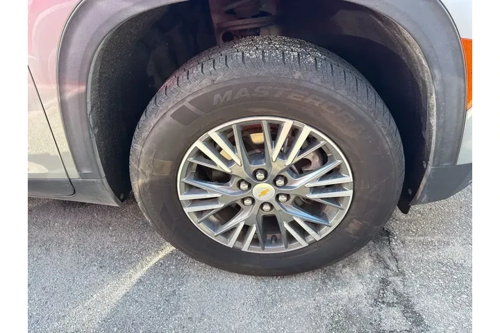 $33999 : Chevrolet Traverse 2024 4X4 image 4