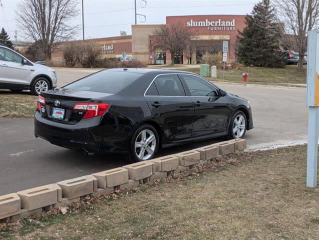 $9990 : 2014 Camry SE image 6