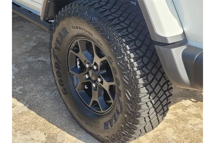 $30900 : Jeep Wrangler Unlimited 2021 image 7