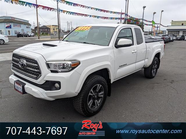 $34995 : 2017 Tacoma TRD Sport 4WD Tru image 3