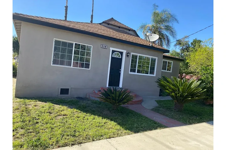 $1500 : Rialto- Listo image 1