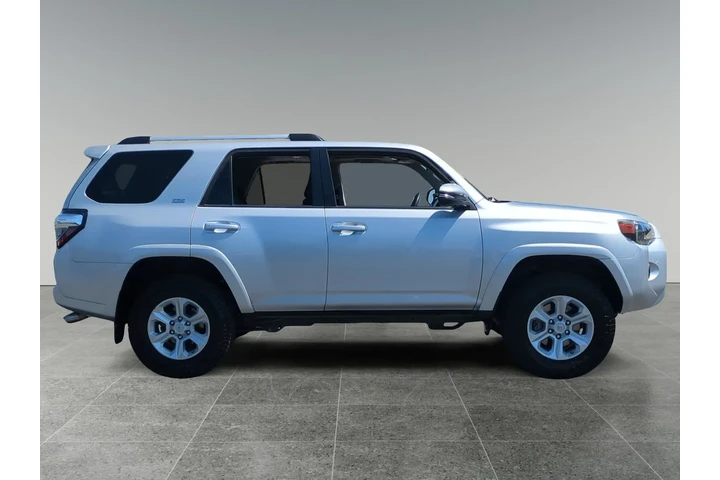 $31500 : Toyota 4Runner 2021 4x2 SR5 image 8