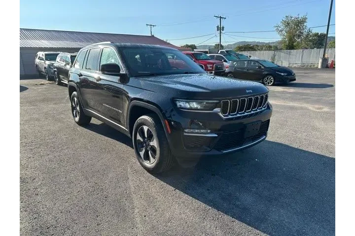 $27359 : Jeep Grand Cherokee 2023 4x4 image 9