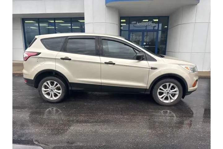 $7800 : Ford Escape 2017 S 4dr SUV image 4