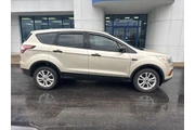 $7800 : Ford Escape 2017 S 4dr SUV thumbnail