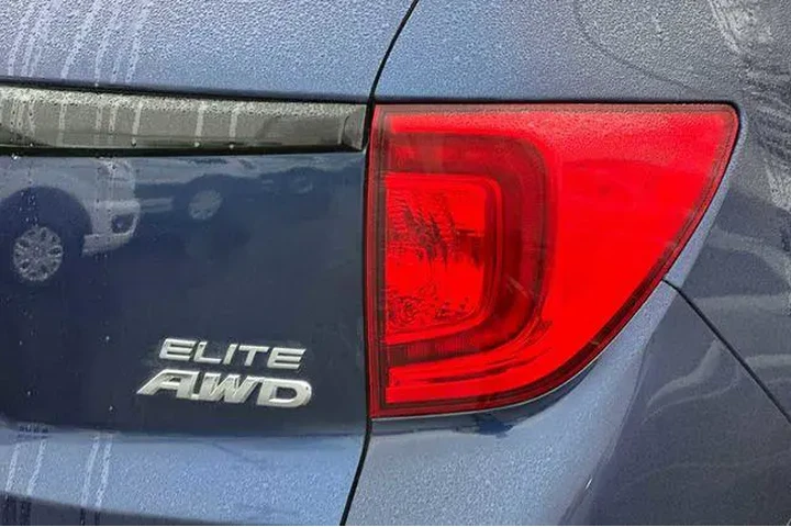 $33875 : Honda Passport 2023 AWD Elit image 9
