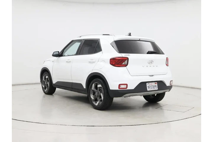 $14599 : Hyundai VENUE 2021 SEL 4dr C image 2