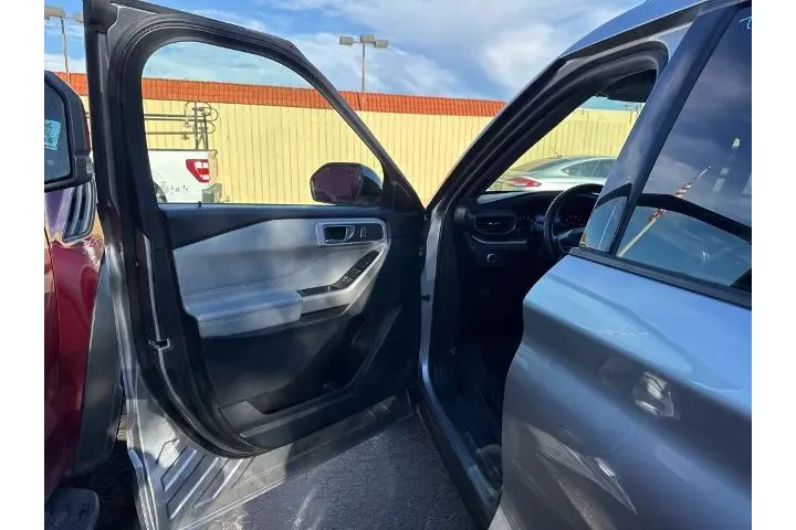 $20590 : Ford Explorer 2022 XLT 4dr S image 8