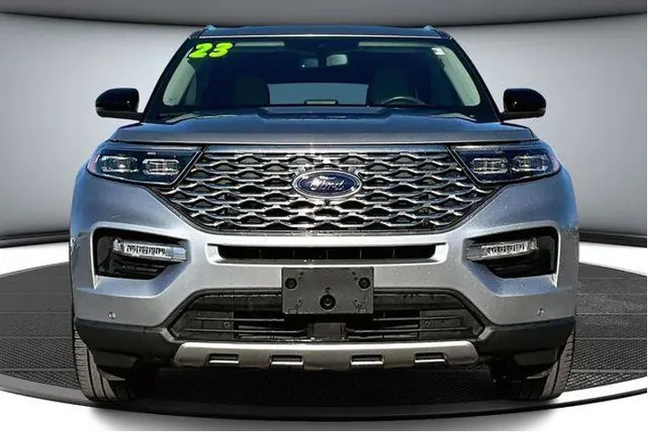$40000 : Ford Explorer 2023 AWD Plati image 2