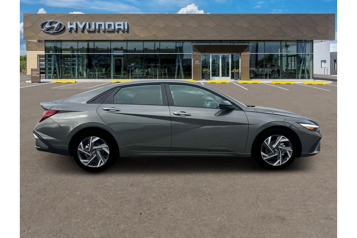$23250 : Hyundai ELANTRA 2025 SEL Spo image 9