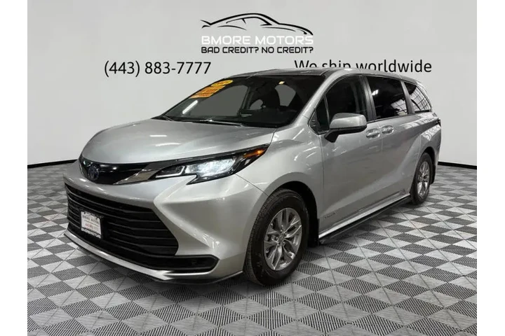 $25999 : 2021 Sienna LE 8-Passenger image 2
