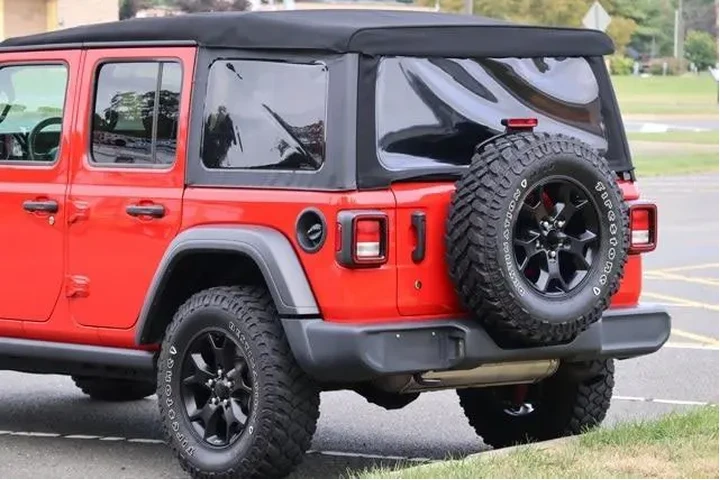 $26995 : Jeep Wrangler Unlimited 2020 image 9