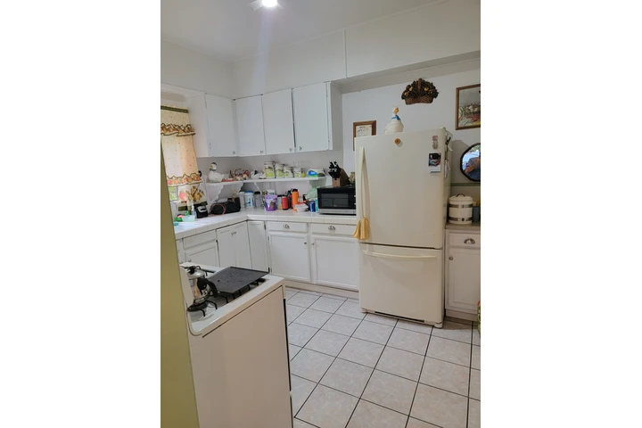 $825000 : Se Vende 2 unidades Ontario image 2