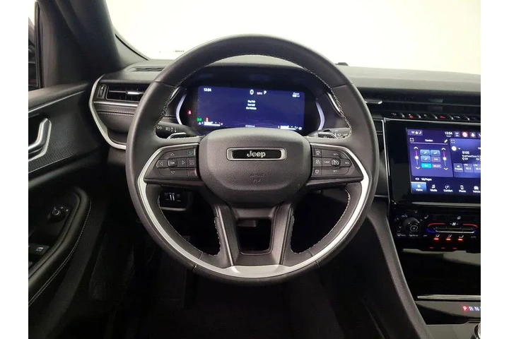 $30998 : Jeep Grand Cherokee 2023 4x4 image 10