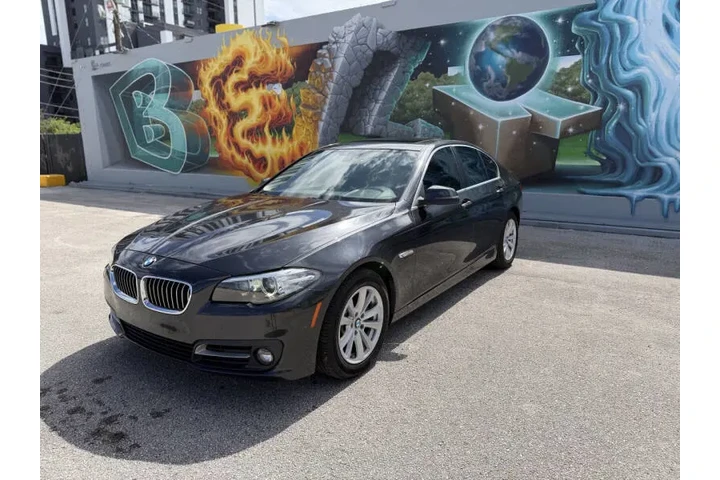 $9998 : 2015 BMW 5 Series 528i image 1