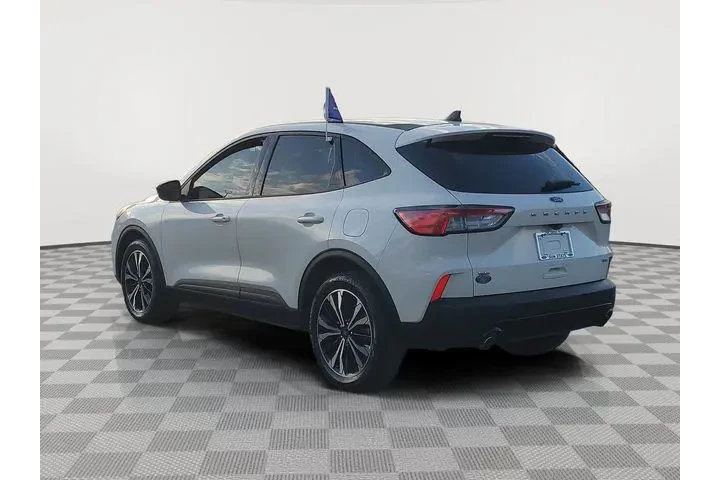$20898 : Ford Escape Hybrid 2022 SE 4 image 3