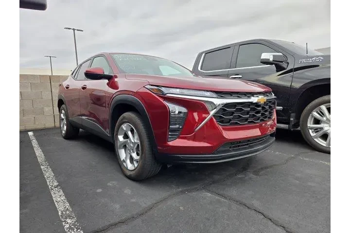 $20991 : Chevrolet Trax 2024 LS 4dr C image 1