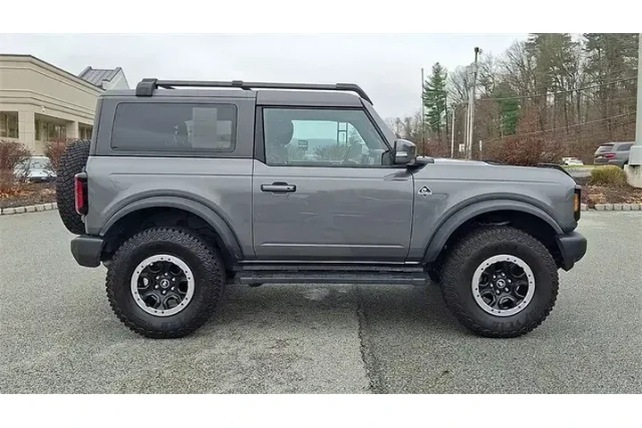 $35995 : Ford Bronco 2022 4x4 Base Ad image 9