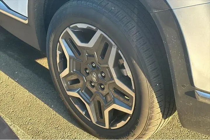 $29990 : Hyundai SANTA FE 2022 AWD Li image 7