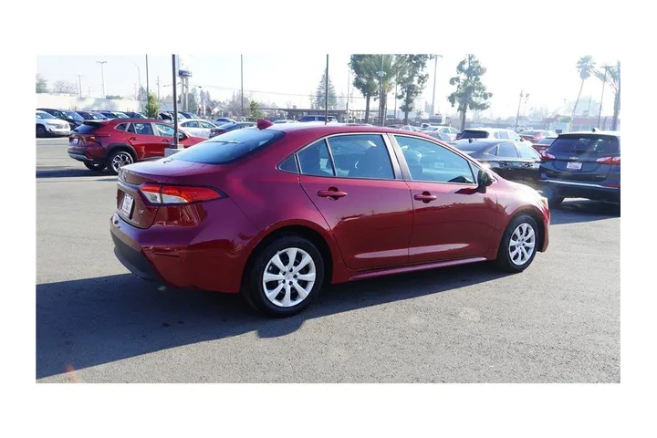 $22700 : 2025 Corolla LE image 6