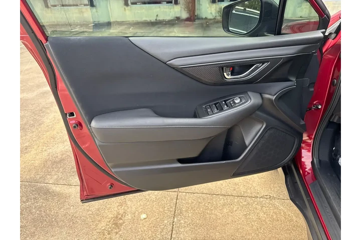 $29820 : Subaru Outback 2025 AWD Prem image 10