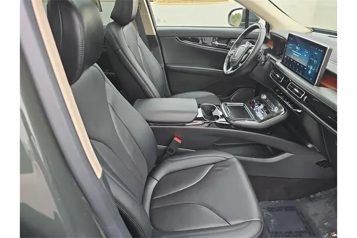 $36995 : Lincoln Nautilus 2022 AWD Re image 10