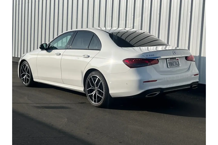 $36794 : Mercedes-Benz E-Class 2022 E image 4