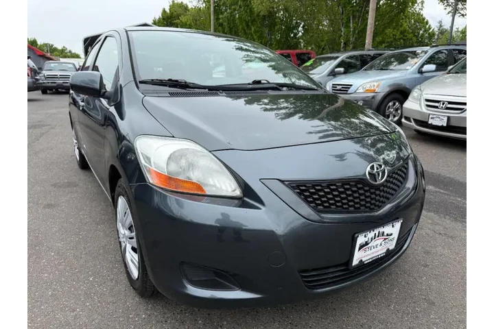 $5995 : 2009 Yaris image 4