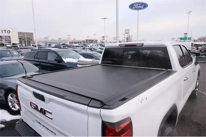 $33950 : GMC Sierra 1500 2019 4x4 SLT image 7