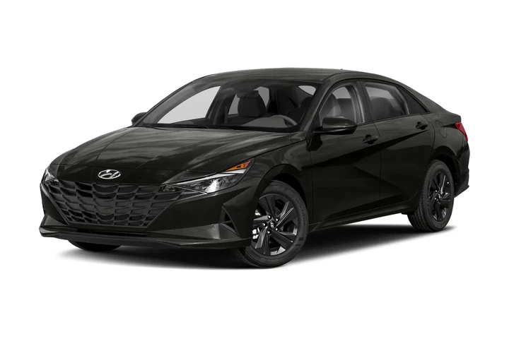 2023 Elantra SEL image 1