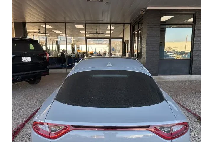 $27937 : Kia Stinger 2021 GT2 4dr Sed image 8