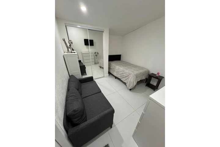 $1000 : Se Renta Habitaciones Duplex image 5