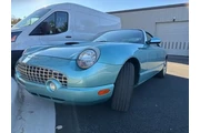Ford Thunderbird 2002 Deluxe en Arlington VA