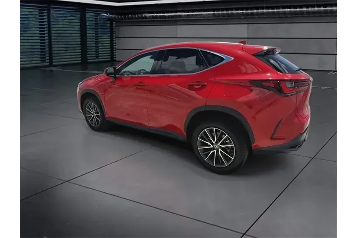 $33988 : Lexus NX 250 2022 Premium 4d image 6