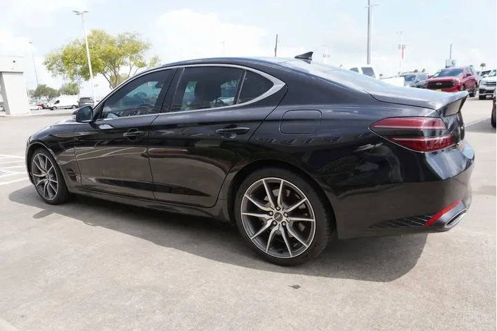 $33488 : Genesis G70 2022 3.3T Standa image 4