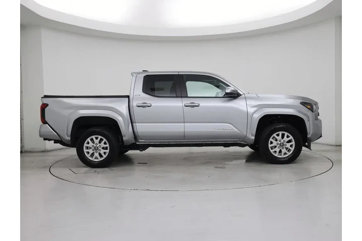 $38998 : Toyota Tacoma 2025 4x4 SR5 4 image 7