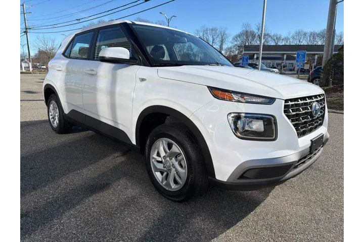 $19977 : Hyundai VENUE 2025 SE 4dr Cr image 4