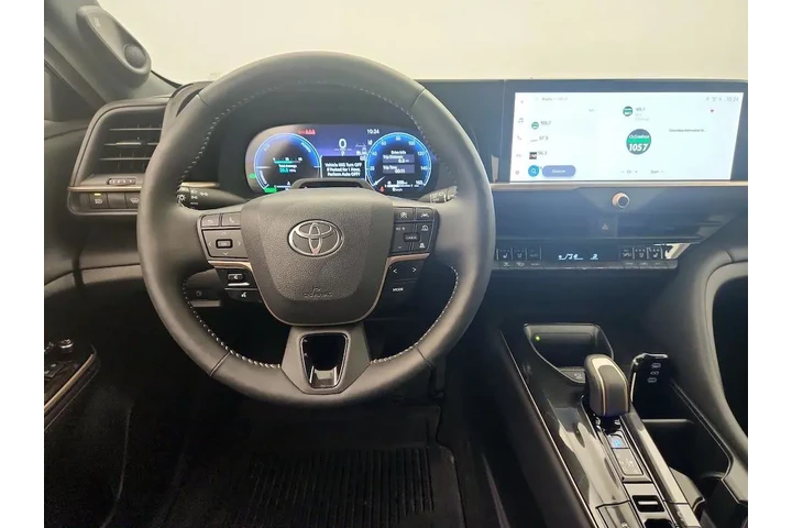 $35998 : Toyota Crown 2024 AWD Limite image 10