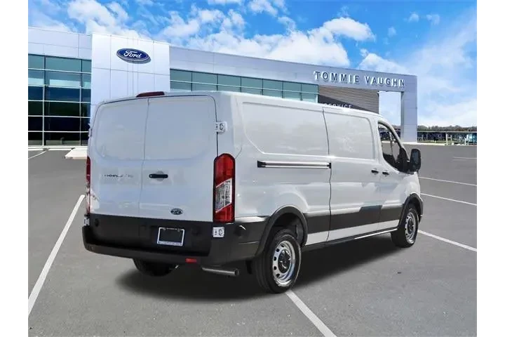 $38579 : Ford Transit 2024 150 3dr SW image 4