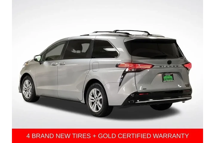 $47688 : Gold Certified2022 Sienna Pla image 3