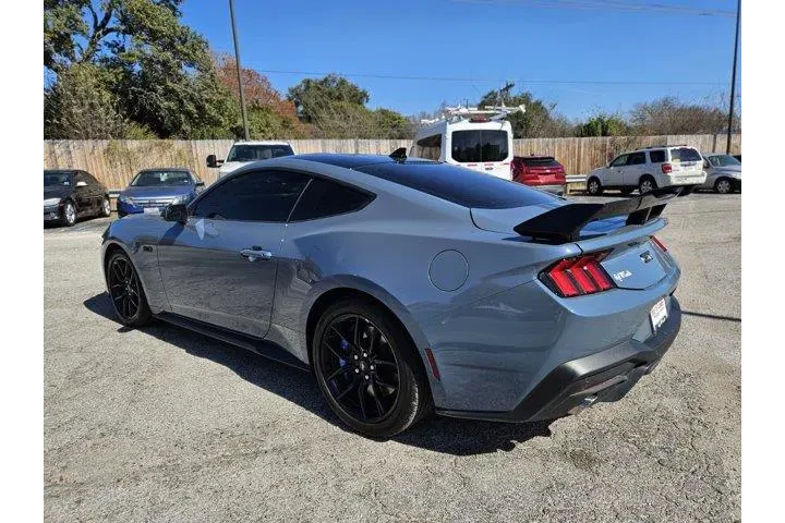 $39800 : Ford Mustang 2024 GT 2dr Fas image 5