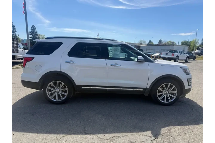 $13500 : Ford Explorer 2016 AWD Limit image 6