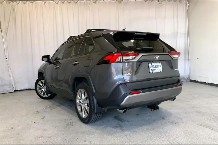 $28591 : Toyota RAV4 2021 Limited 4dr image 5