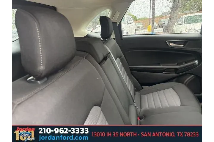 $23142 : Ford Edge 2023 AWD SE 4dr Cr image 9